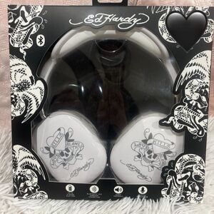 Ed Hardy White and Black Skull Wireless Headphones